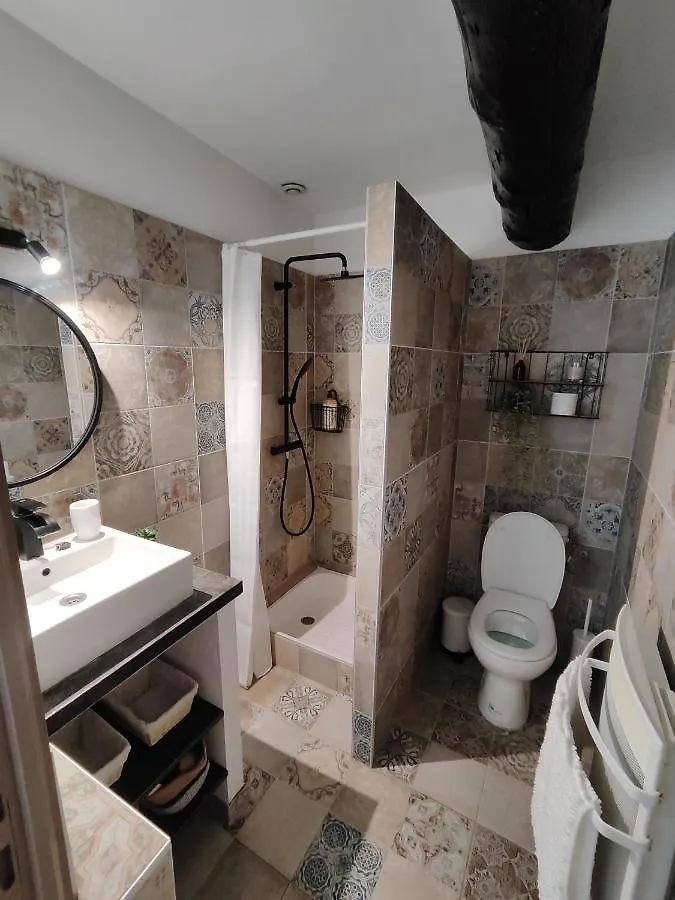 Appartement De Charme L'Isle-Sur-La-Sorgue Sur La Sorgues 0*,  France
